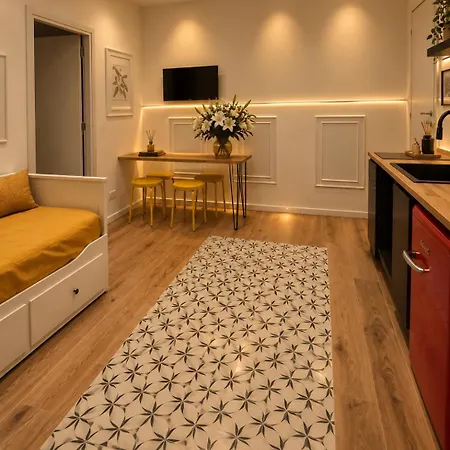 Apartament Lux Neapolis Apartment