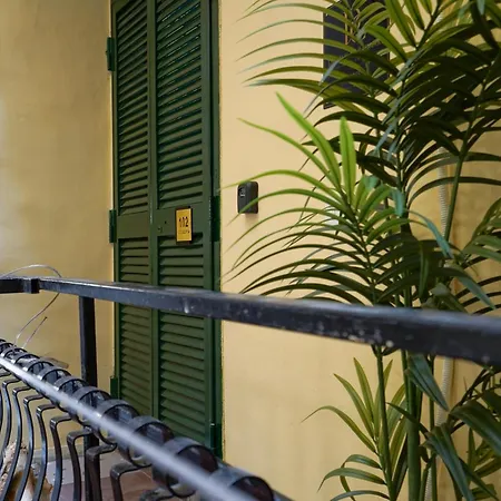 Lux Neapolis Apartment Apartament Neapol